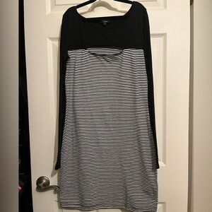 Guess Black and White Long Sleeve Dress